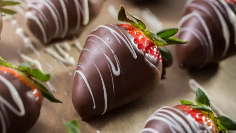 Chocolate-Covered Strawberries: Sweet Romance
