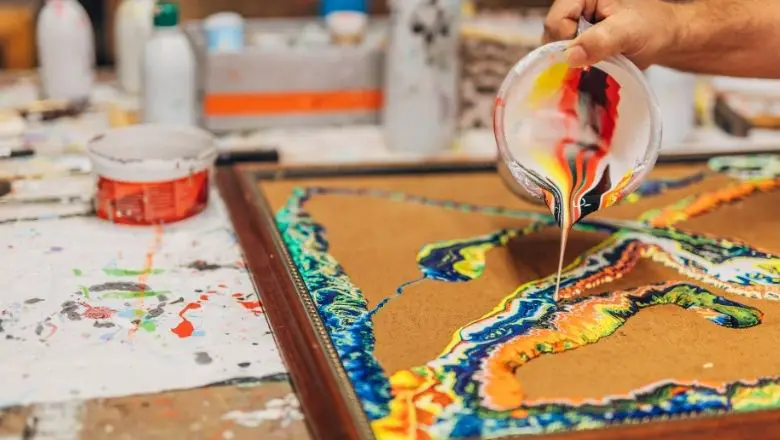 Colorful Paint Pouring Techniques for Stunning Canvas Art