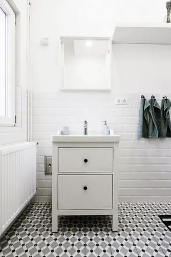 DIY Bathroom Cabinets Storage Ideas