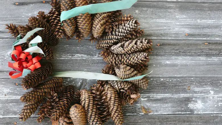 DIY Christmas Decor Idea 4: Pinecone Wreath