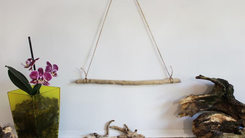 DIY Rustic Decor Ideas #1: Driftwood Wall Art