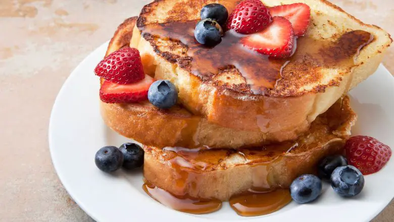 French Toast & Strawberries For Fathers Day