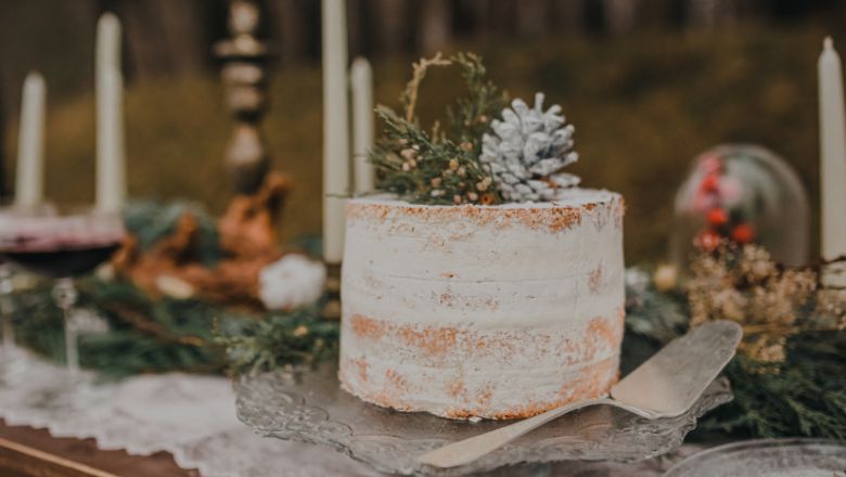 Handmade Winter Favors for Guests