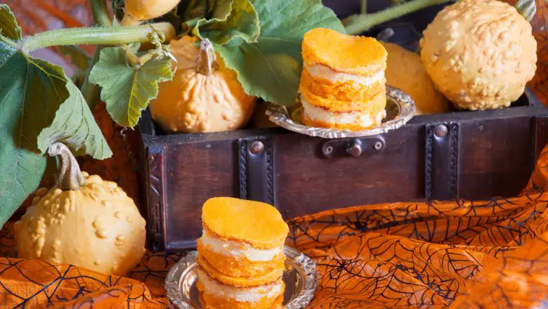 Pumpkin Spice Euphoria: Mini Pumpkin Cheesecakes