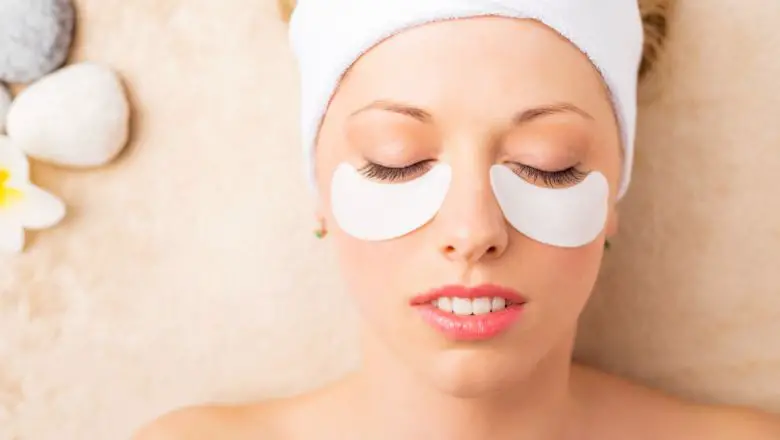 Soothe Tired Eyes with Homemade Eye Masks Made from Green Tea Bags